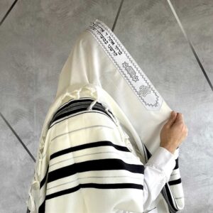 טלית צמר מהודרת