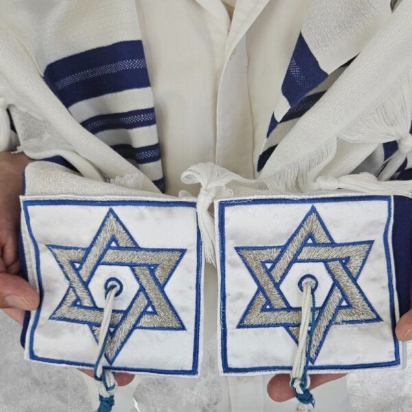 פינות לטלית