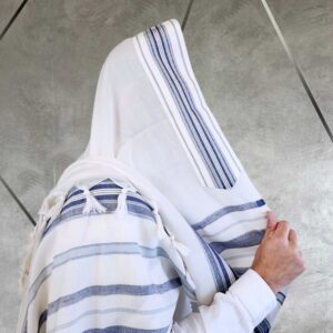טלית צמר מהודרת