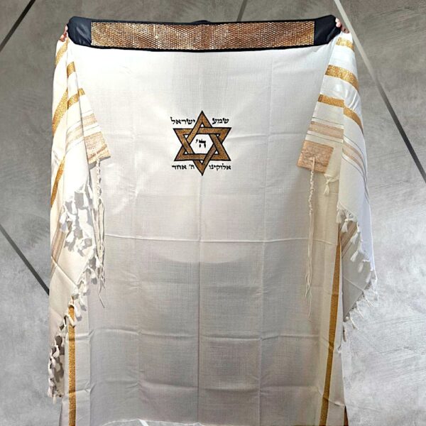 טלית מעוצבת