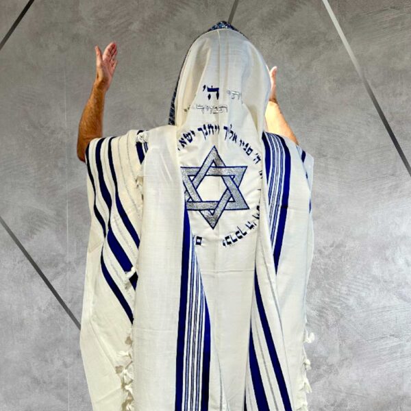 טלית מעוצבת