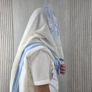 טלית צמר רחלים