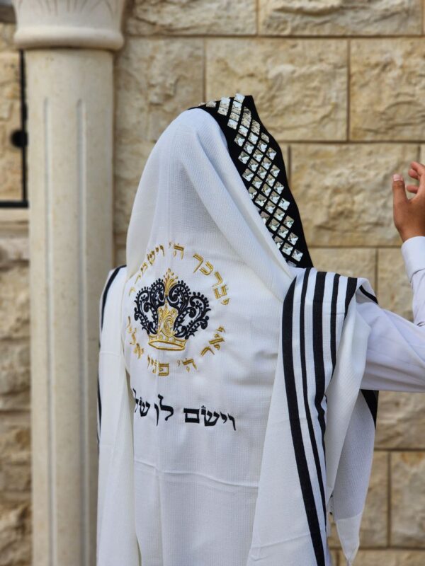 טלית מעוצבת