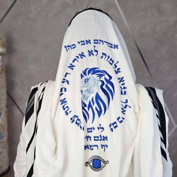 טלית מעוצבת