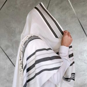 טלית צמר