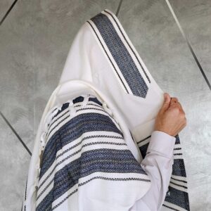 טלית צמר
